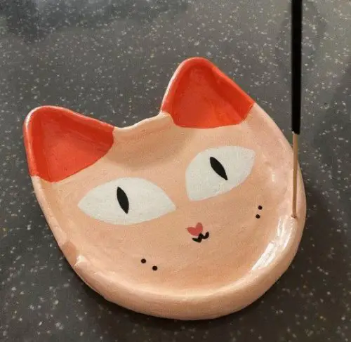Cat shaped ceramic ashtray
