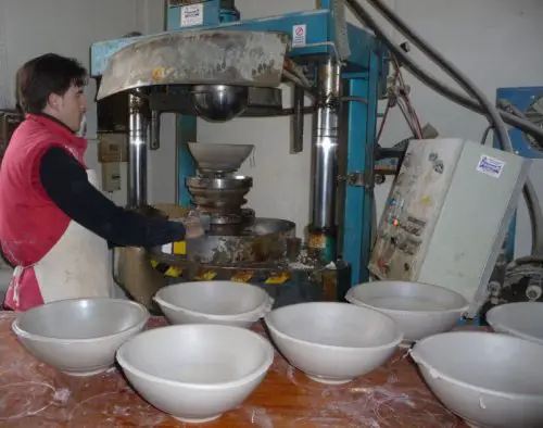 Rotary press for ceramics