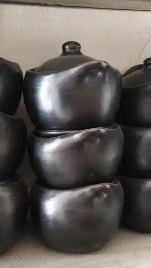 Ceramic chamba pot